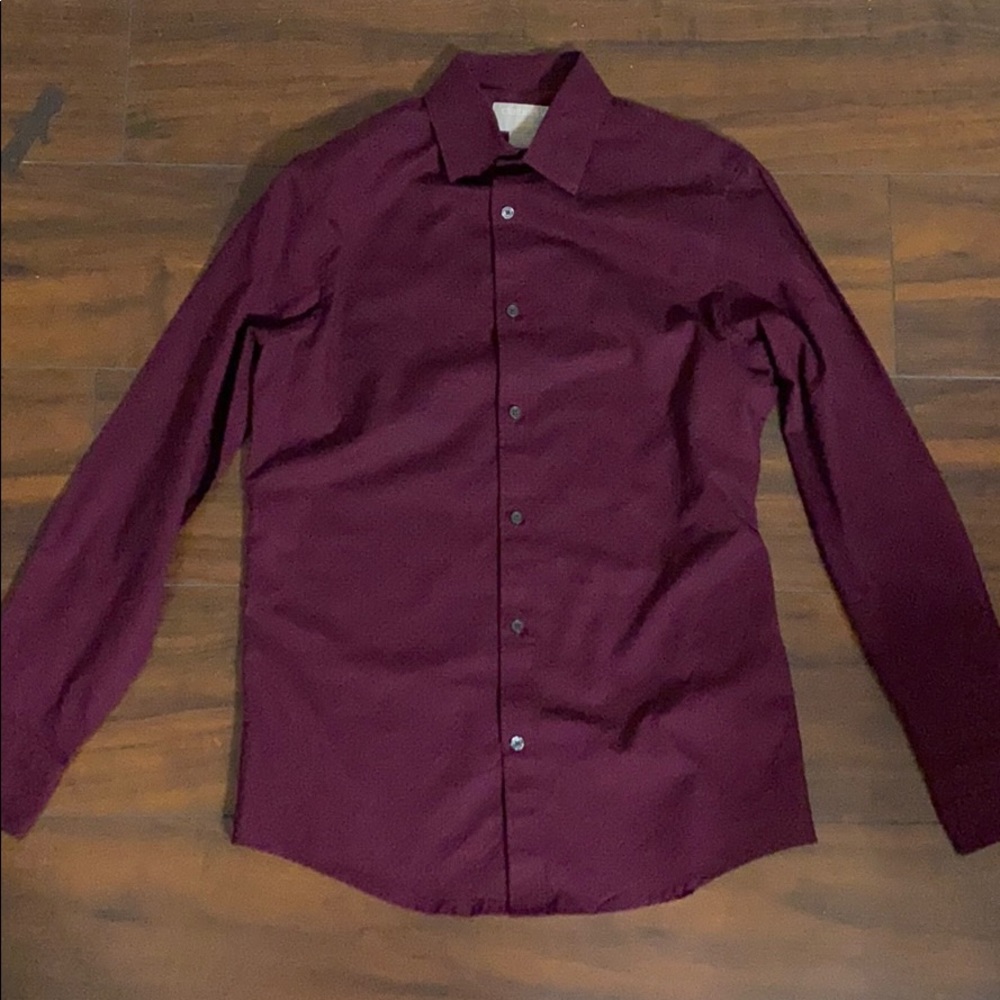 Claiborne Men’s Maroon Long-Sleeve Shirt